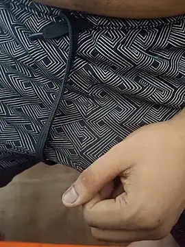 Snapshot of ComicPus chatting on September 2025 04:28:01 AM ComicPus online show from September 2025 04:28:01 AM