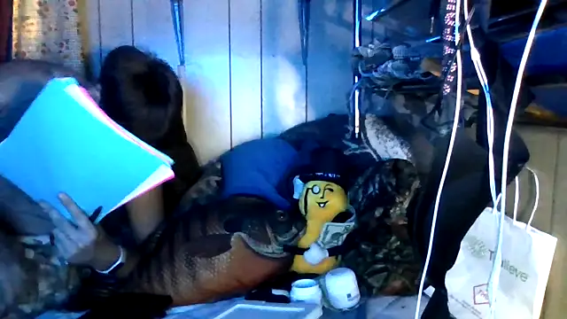 Snapshot of Duanennnn chatting on September 2025 03:44:01 PM Duanennnn online show from September 2025 03:44:01 PM