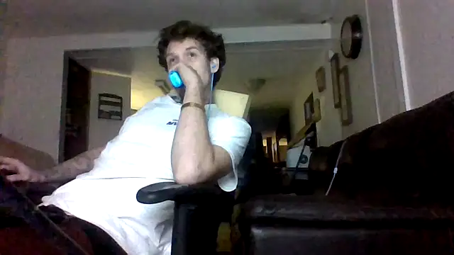 Snapshot of Duanennnn chatting on February 2026 12:41:01 AM Duanennnn online show from February 2026 12:41:01 AM