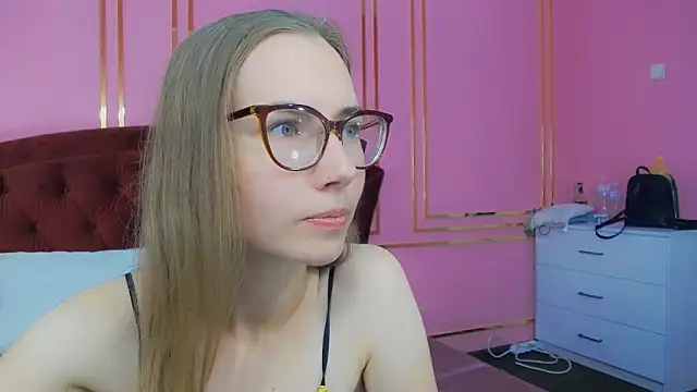 JessieJuss online show from September 2025 02:29:02 PM