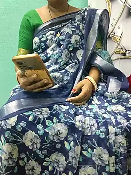 desi boudi87 online show from October 2025 01:01:01 PM