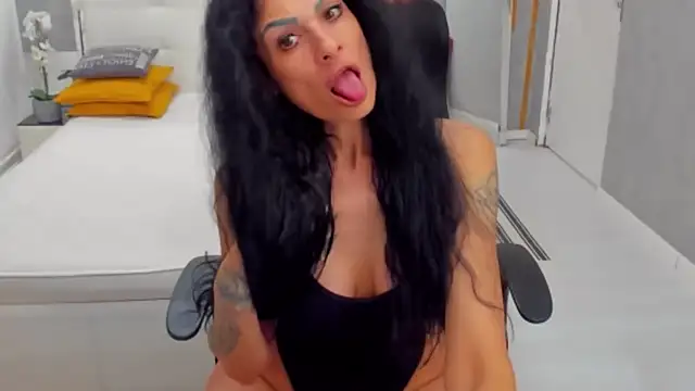 Snapshot of MarbellaRyder chatting on April 2026 02:31:01 AM MarbellaRyder online show from April 2026 02:31:01 AM
