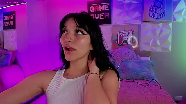 Snapshot of LindaWz_ chatting on October 2025 04:20:02 AM LindaWz online show from October 2025 04:20:02 AM