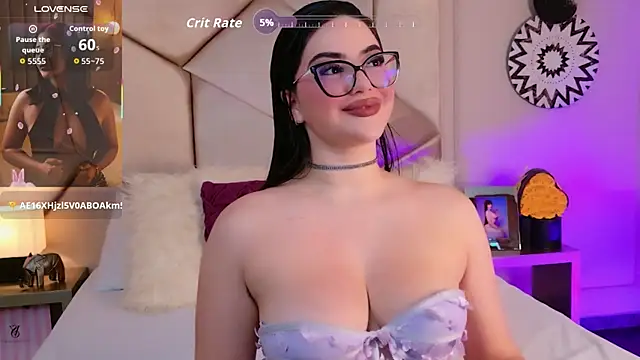 Snapshot of Catalina-Malave chatting on December 2025 12:30:01 AM Catalina-Malave online show from December 2025 12:30:01 AM