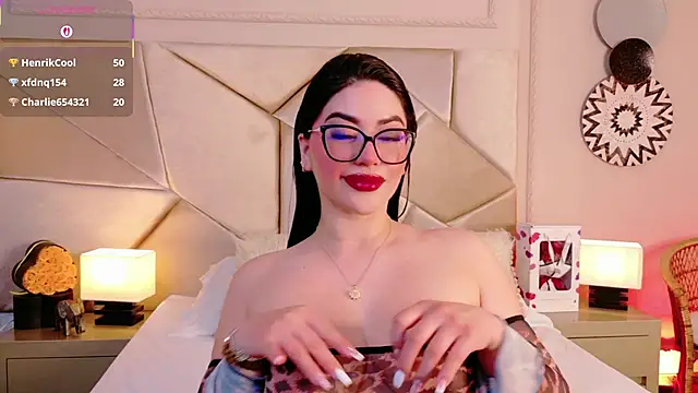 Snapshot of Catalina-Malave chatting on February 2026 02:37:01 AM Catalina-Malave online show from February 2026 02:37:01 AM