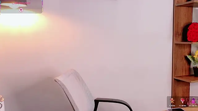 Snapshot of Catalina-Malave chatting on April 2026 12:02:02 AM Catalina-Malave online show from April 2026 12:02:02 AM