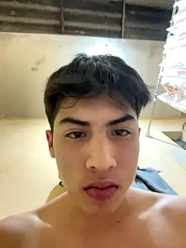 Xannxx online show from December 2025 03:05:01 AM