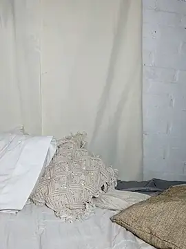 Snapshot of Gatithaaa chatting on March 2026 01:44:01 AM Gatithaaa online show from March 2026 01:44:01 AM