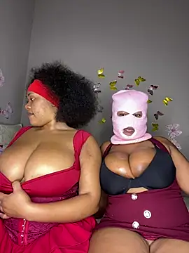 JuicyMellow21 online show from April 2026 09:20:02 PM