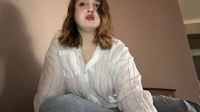 Snapshot of IvyGlimpse chatting on September 2025 10:26:01 AM IvyGlimpse online show from September 2025 10:26:01 AM