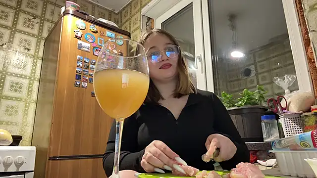 Snapshot of IvyGlimpse chatting on October 2025 06:08:02 PM IvyGlimpse online show from October 2025 06:08:02 PM