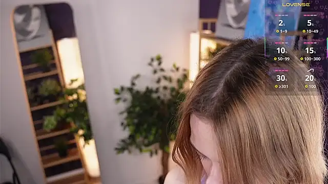 HollieCollelo online show from September 2025 03:10:01 AM