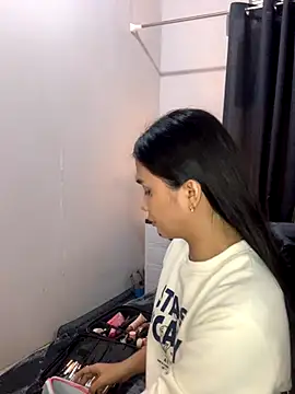 Snapshot of AngelHille chatting on September 2025 03:39:02 PM AngelHille online show from September 2025 03:39:02 PM