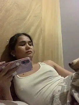 Snapshot of AngelHille chatting on October 2025 05:14:02 PM AngelHille online show from October 2025 05:14:02 PM