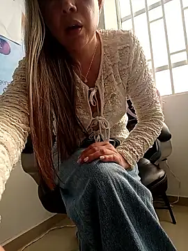 Madisson-04  online show from May 2026 01:50:01 PM