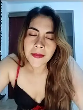 Snapshot of Camila_latina_0 chatting on September 2025 02:48:01 AM Camila latina 0 online show from September 2025 02:48:01 AM