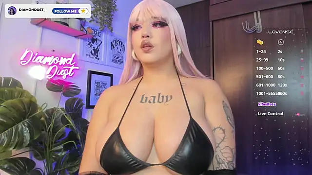 Snapshot of diamond_dustt chatting on November 2025 09:57:01 PM diamond dustt online show from November 2025 09:57:01 PM