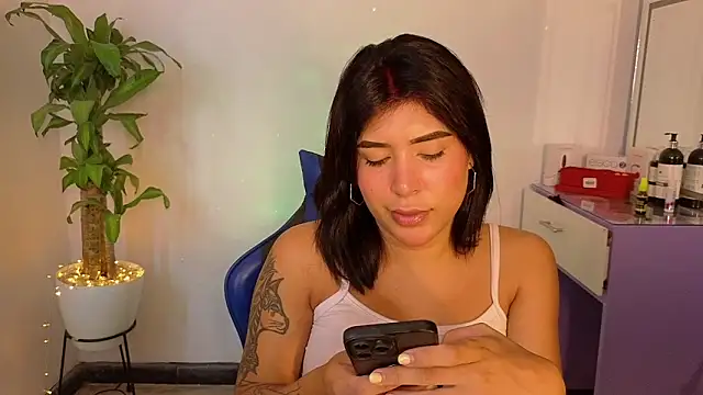 dahiana marin online show from May 2026 07:30:02 PM
