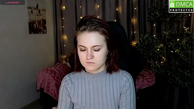 Roxy foxi online show from October 2025 01:02:02 AM