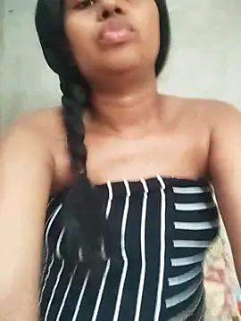 Snapshot of julietta1453 chatting on December 2025 07:30:02 PM julietta1453 online show from December 2025 07:30:02 PM