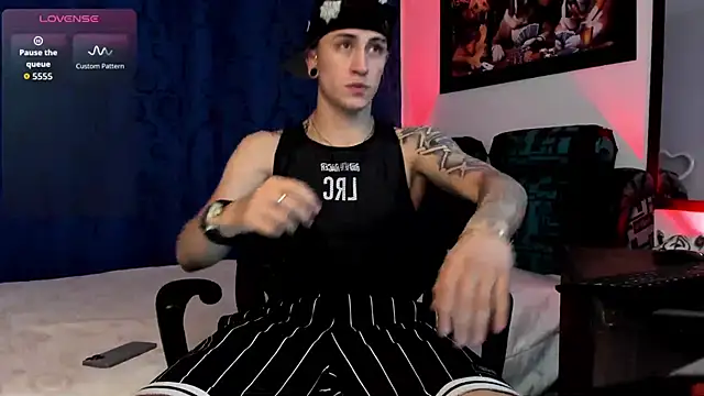 Sebas maverick online show from December 2025 05:44:02 AM