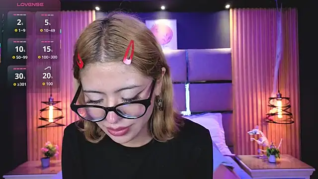 AlanaWalker9 online show from April 2026 11:37:02 AM