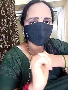 Snapshot of Mee_harini-telugupilla chatting on December 2025 04:44:02 AM Mee harini-telugupilla online show from December 2025 04:44:02 AM