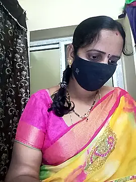 Snapshot of Mee_harini-telugupilla chatting on January 2026 03:53:02 AM Mee harini-telugupilla online show from January 2026 03:53:02 AM