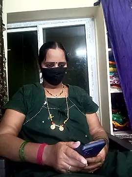 Snapshot of Mee_harini-telugupilla chatting on January 2026 05:07:02 PM Mee harini-telugupilla online show from January 2026 05:07:02 PM