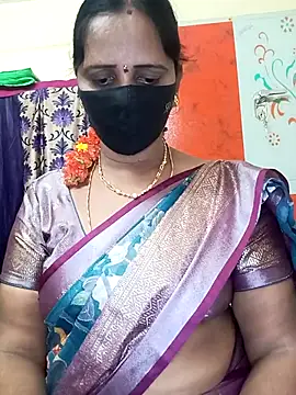 Snapshot of Mee_harini-telugupilla chatting on January 2026 01:26:02 PM Mee harini-telugupilla online show from January 2026 01:26:02 PM