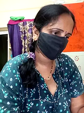 Snapshot of Mee_harini-telugupilla chatting on February 2026 04:24:02 PM Mee harini-telugupilla online show from February 2026 04:24:02 PM