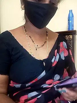 Snapshot of Mee_harini-telugupilla chatting on February 2026 03:43:01 AM Mee harini-telugupilla online show from February 2026 03:43:01 AM