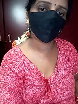 Snapshot of Mee_harini-telugupilla chatting on April 2026 04:51:01 PM Mee harini-telugupilla online show from April 2026 04:51:01 PM