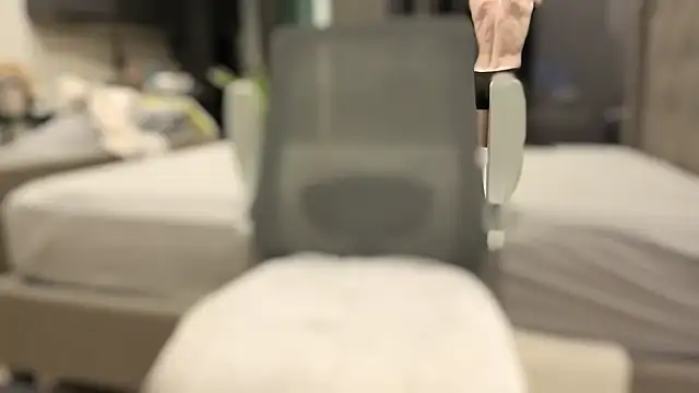 squidbot3000 online show from October 2025 10:09:02 PM