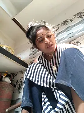 LUCKY cut online show from May 2026 03:01:02 AM