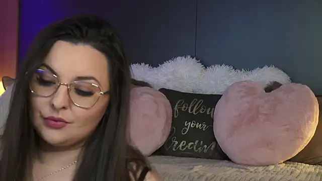 Mia Swano online show from February 2026 03:40:02 AM