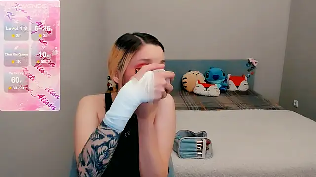 Kitten Alissa online show from October 2025 08:21:02 PM