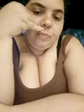 Snapshot of Katherine25 chatting on February 2026 12:22:02 AM Katherine25 online show from February 2026 12:22:02 AM