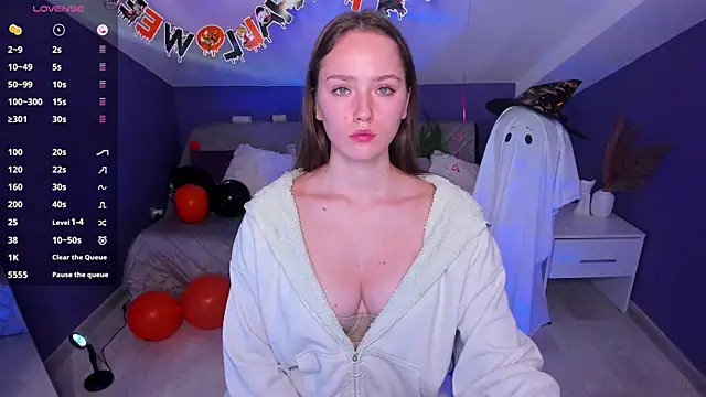 CelineCharm  online show from November 2025 09:39:02 PM