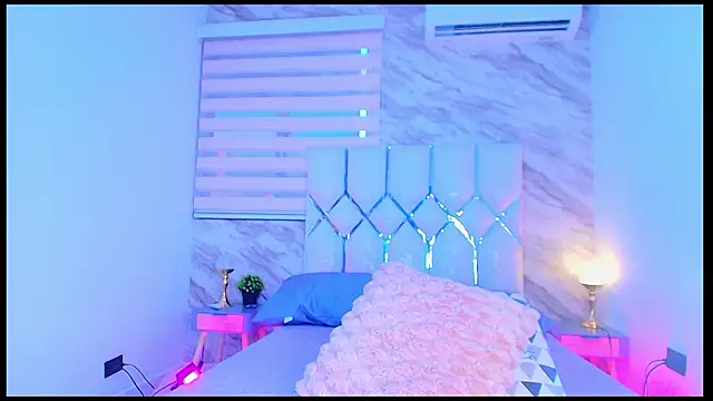 collet 1 online show from December 2025 11:59:01 AM