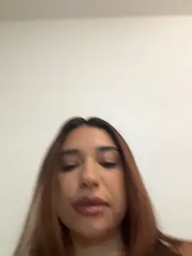 Snapshot of ItalianGirl chatting on November 2025 04:10:02 PM ItalianGirl online show from November 2025 04:10:02 PM