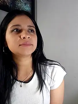 ValerieLove  online show from October 2025 07:20:02 PM