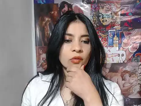 ValerieLove  online show from October 2025 07:22:02 PM