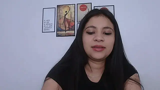 Snapshot of ValerieLove_ chatting on March 2026 12:43:02 PM ValerieLove online show from March 2026 12:43:02 PM