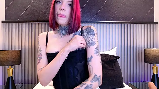 Meganreed  online show from May 2026 10:27:02 PM
