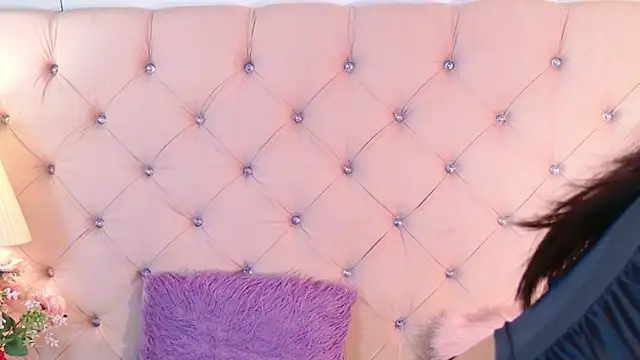 Snapshot of CaterinaRomano chatting on March 2026 02:11:02 PM CaterinaRomano online show from March 2026 02:11:02 PM