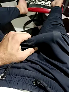 Snapshot of anis3g4 chatting on October 2025 06:48:01 PM anis3g4 online show from October 2025 06:48:01 PM