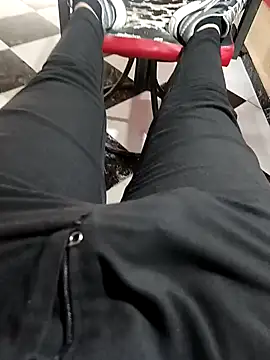 Snapshot of anis3g4 chatting on November 2025 12:26:01 PM anis3g4 online show from November 2025 12:26:01 PM