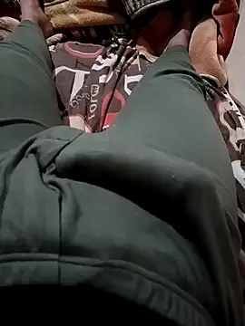 Snapshot of anis3g4 chatting on November 2025 01:21:02 PM anis3g4 online show from November 2025 01:21:02 PM