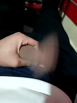 Snapshot of anis3g4 chatting on December 2025 10:16:02 PM anis3g4 online show from December 2025 10:16:02 PM